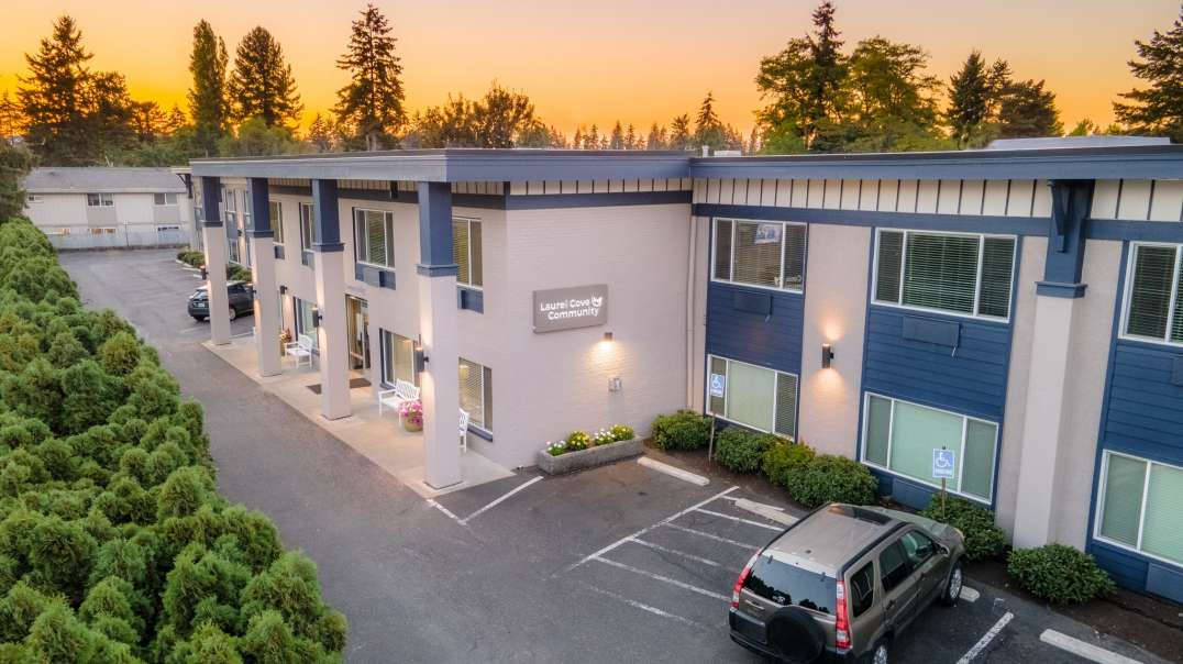 Laurel Cove Community : Assisted Living Community in Shoreline | 98155